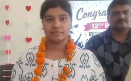 Special: बिस्तर पर लाचार मां और कंधों पर घर की जिम्मेदारी, 12वीं में 92% अंक और बाराबंकी की मिस्बाह बारी ने संघर्षों के बाद छुुआ आसमान।