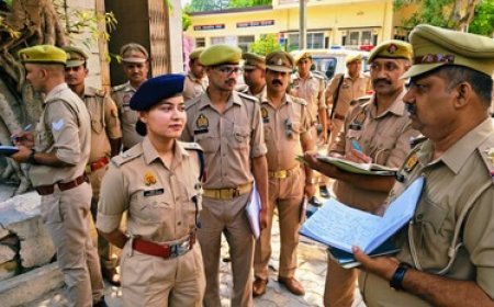 बरेली में अनुशासन का कड़ा पाठ, एसपी अंशिका वर्मा के निरीक्षण में सैल्यूट न करना सिपाही को पड़ा भारी, मिला 15 दिन की विशेष ट्रेनिंग का आदेश।
