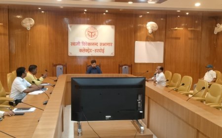 हरदोई में पर्यटन परियोजनाओं की समीक्षा: डीएम अनुनय झा ने मंदिरों के निर्माण कार्य समय से पूरा करने के दिए निर्देश। 