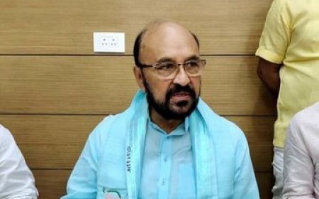 Lucknow : उच्च शिक्षा मंत्री योगेंद्र उपाध्याय ने प्रधानमंत्री के आह्वान को बताया राष्ट्रहित में, विदेशी मुद्रा बचत पर दिया जोर