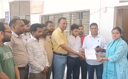 Sambhal: ऑनलाइन दवाइयों के खिलाफ केमिस्ट एसोसिएशन का मोर्चा, मुख्यमंत्री को भेजा ज्ञापन। 