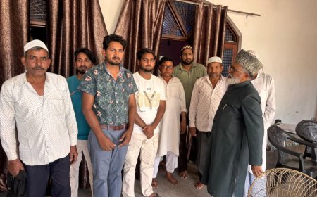 Roorkee : मदरसा बोर्ड अध्यक्ष मुफ्ती शमून कासमी ने हलाला पीड़िता के परिवार से की मुलाकात, समान नागरिक संहिता को बताया ऐतिहासिक कदम