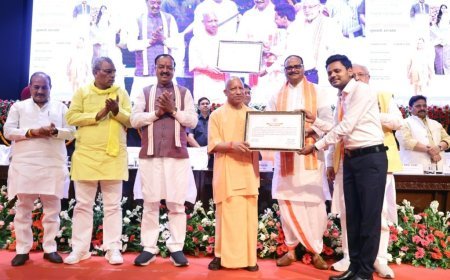 Lucknow : मिशन रोजगार - 21 विभागों में विभिन्न पदों पर चयनित 932 अभ्यर्थियों को दिया गया नियुक्ति पत्र 
