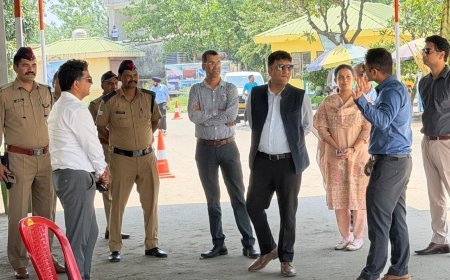 Roorkee : एआरटीओ कार्यालय और नारसन ग्रीन कार्ड सेंटर का निरीक्षण, परिवहन अधिकारी संजीव सैनी ने दिए व्यवस्थाएं सुधारने के निर्देश