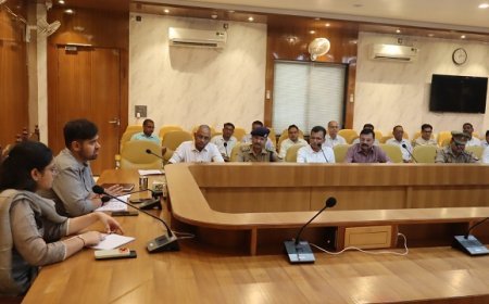 Hardoi: सड़क सुरक्षा केवल प्रशासन की नहीं, बल्कि प्रत्येक नागरिक की जिम्मेदारी है- अनुनय झा