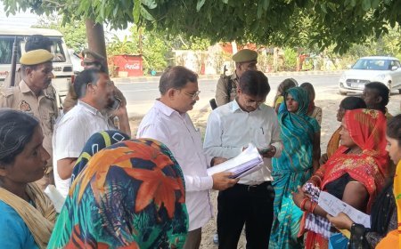 Sitapur : खैराबाद में बीडीओ के व्यवहार से नाराज दिव्यांगों का प्रदर्शन, एसडीएम के आश्वासन पर शांत हुए लोग