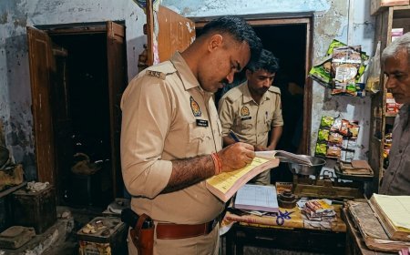 Hathras : अजरोई गांव में परचून की दुकान का ताला तोड़कर हजारों की चोरी, पुलिस जांच में जुटी