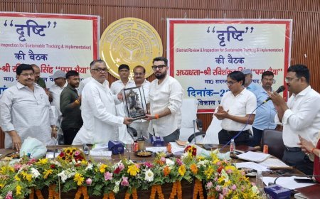 Ballia : जनहित के कामों में कोताही सहने लायक नहीं, अफसर तय समय में बेहतर ढंग से पूरे करें काम: विधान परिषद सदस्य रविशंकर सिंह पप्पू