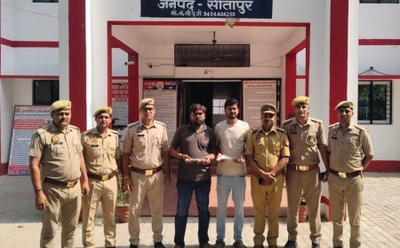 Sitapur : गैरकानूनी हथियारों के साथ तीन शातिर बदमाश गिरफ्तार, बड़े रिकॉर्ड वाला अपराधी भी पुलिस की गिरफ्त में