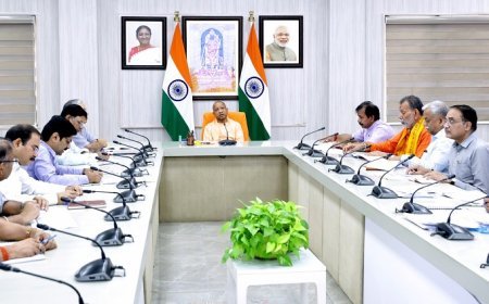 Lucknow: श्रमिक राज्य की प्रगति की सबसे बड़ी शक्ति, उन्हें सम्मान और सुरक्षा देना सरकार की प्राथमिकता : मुख्यमंत्री योगी
