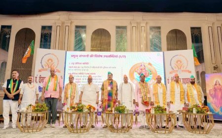 Agra : भाजपा का दो दिवसीय प्रशिक्षण वर्ग शुरू, कार्यकर्ताओं को दिया गया राष्ट्र प्रथम का मंत्र