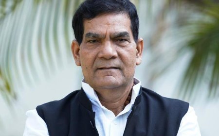 Lucknow : बिजली व्यवस्था में लापरवाही पर ऊर्जा मंत्री की बड़ी कार्रवाई, दो अधिशासी अभियंता निलंबित