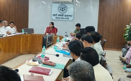 Hardoi: निराश्रित गोवंश संरक्षण योजना की समीक्षा बैठक सम्पन्न, सीडीओ ने दिए सख्त निर्देश। 