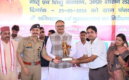 Sambhal : उप मुख्यमंत्री बृजेश पाठक ने संभल में विकास कार्यों और स्वास्थ्य सेवाओं का जायजा लिया, लाभार्थियों को बांटे चेक और जरूरी सामान