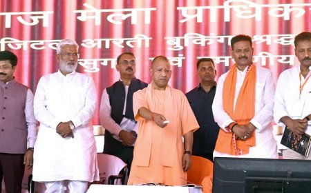 Prayagraj: मुख्यमंत्री योगी आदित्यनाथ ने प्रयागराज नगर निगम के नवनिर्मित सदन हॉल और विभिन्न विकास परियोजनाओं का किया लोकार्पण-शिलान्यास।