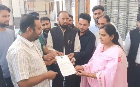 Sambhal: ईदुल अज़हा पर AIMIM ने प्रशासन को सौंपा ज्ञापन, कहा- कुर्बानी में न हो रुकावट, अमन-चैन रहे कायम।