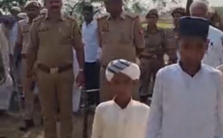 Hardoi : सुरक्षा के पुख्ता इंतजामों के बीच शांतिपूर्वक संपन्न हुई बकरीद की नमाज, प्रशासनिक अधिकारियों के साथ भारी पुलिस बल रहा तैनात