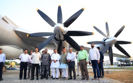 Lucknow : पर्यटन मंत्री ने सीजीसीटी स्थित नौसेना शौर्य वाटिका के लोकार्पण कार्यक्रम की तैयारियों का लिया जायजा