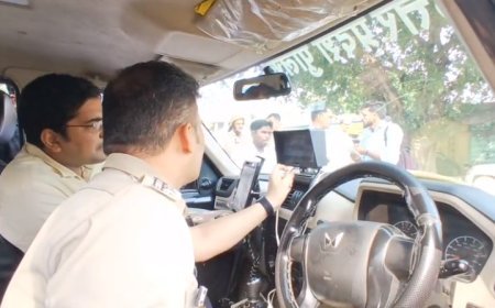Sambhal: Sp ने डीएम के साथ डायल 112 की वर्किंग का टैक्नीकल सिस्टम समझा।