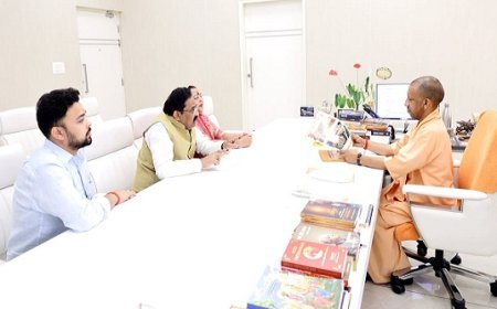 Hardoi Special: हरदोई के समग्र विकास को लेकर मुख्यमंत्री से की गईं बड़ी मांगें: कचहरी जीर्णोद्धार से लेकर इंजीनियरिंग कॉलेज व स्पोर्ट्स स्टेडियम तक शामिल। 