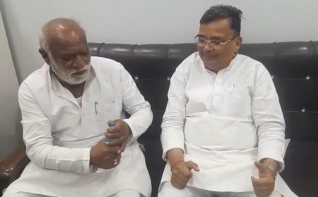 Hathras : विपक्ष तुष्टिकरण की राजनीति से फैला रहा भ्रम, भाजपा सरकार में सभी त्योहार सुरक्षित- पर्यटन मंत्री जयवीर सिंह