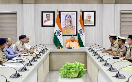 Lucknow : आपदा प्रबंधन और जनसुरक्षा की मजबूत ढाल बनेगा नागरिक सुरक्षा विभाग- मुख्यमंत्री