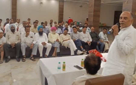Hapur : अलग पश्चिम प्रदेश बनने तक आंदोलन रहेगा जारी, गढ़मुक्तेश्वर को राजधानी बनाने का प्रस्ताव- भगत सिंह वर्मा