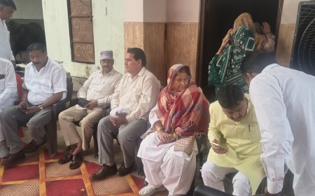 Deoband : पूर्व विधायक शशिबाला पुंडीर ने विभिन्न गाँवों का दौरा कर शोकाकुल परिवारों से की मुलाकात