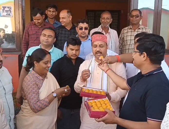 Sambhal: बंगाल फतह पर बीजेपी का जश्न, यूपी 2027 पर बड़ा दावा। 