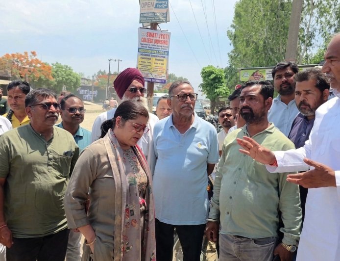 Bajpur: निर्माणाधीन लेबड़ा पुल निरीक्षण के दौरान विधायक पाण्डेय बोले.. लापरवाह ठेकेदार को किया जायें ब्लैक लिस्टेड। 