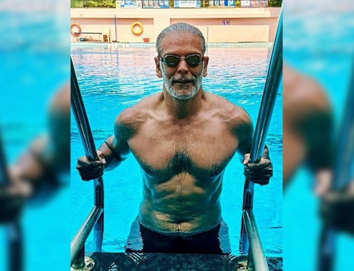 60 की उम्र में मिलिंद सोमन का हैरतअंगेज कारनामा: यूरोप से अफ्रीका तक तैरकर पार किया समंदर, बनाया नया कीर्तिमान।