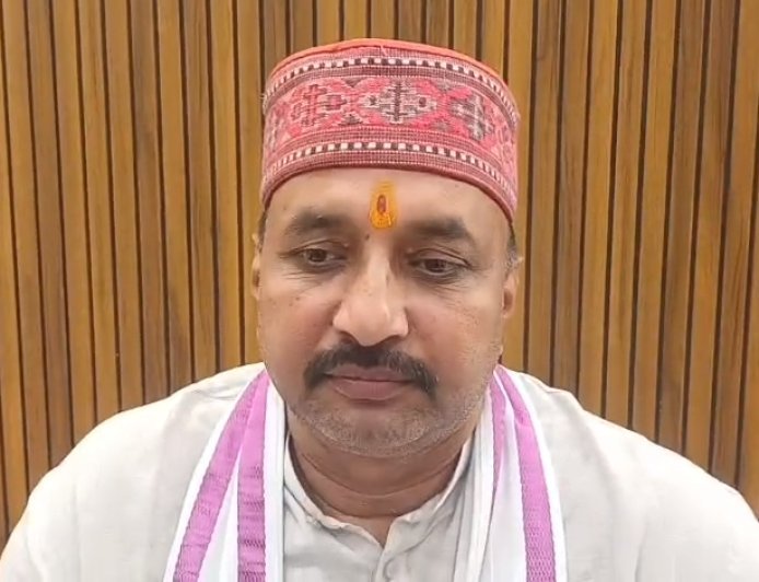 Sambhal: सुवेंदु अधिकारी के पीए की हत्या पर सियासत तेज, भाजपा बोली- ‘बंगाल में अब चलेगा सख्त सफाई अभियान। 