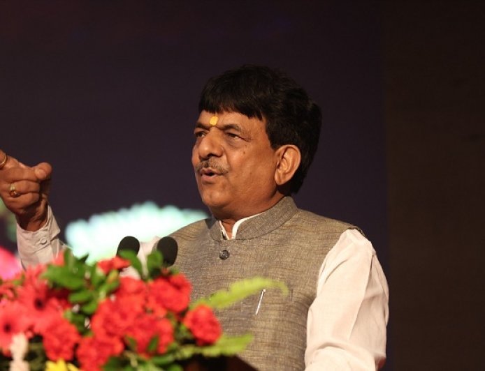 Lucknow: योगी सरकार में बिना सिफारिश और भ्रष्टाचार के मिल रही नौकरियां : मंत्री कपिल देव अग्रवाल