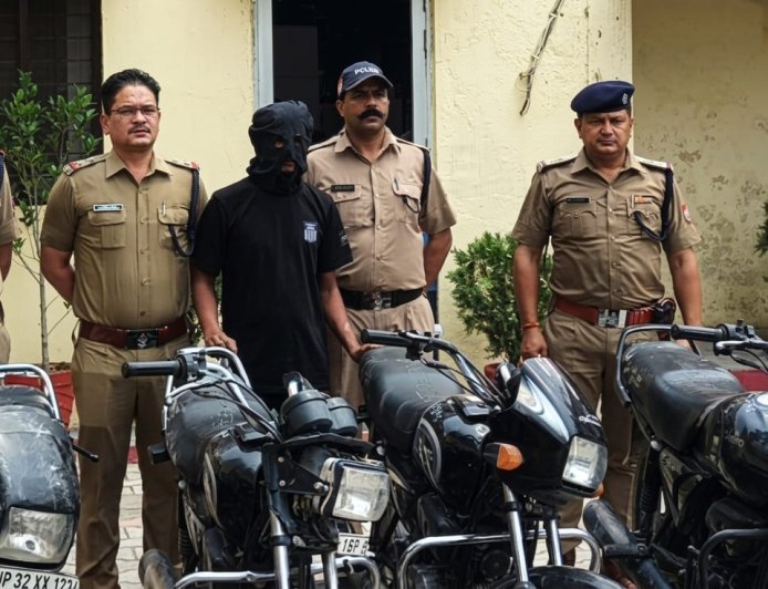 Bajpur : शातिर वाहन चोर को 04 चोरी की बाइको सहित गिरफ्तार जेल भेजा
