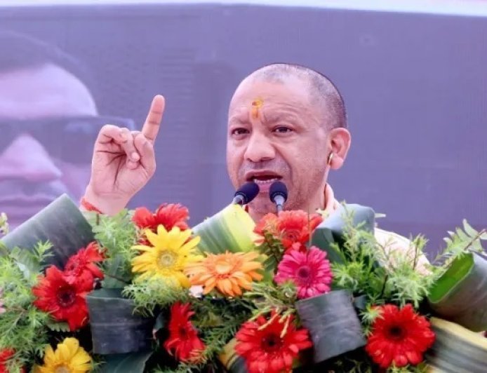Lucknow : आईजीआरएस की अप्रैल की रिपोर्ट में रामपुर ने फिर मारी बाजी, योगी सरकार के विकास कार्यों को तेजी से धरातल पर उतार रहे 