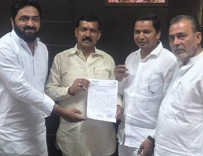 Deoband : ईद-उल-अजहा के अवसर पर देवबंद में विशेष सफाई अभियान चलाने की मांग, सभासदों ने पालिकाध्यक्ष को दिया पत्र