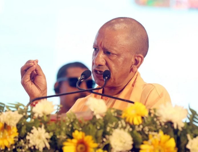 Lucknow : योगी सरकार स्मार्ट कृषि, आधुनिक तकनीक और बाजार उन्मुख नीतियों से प्रदेश को बनाएगी कृषि विकास का राष्ट्रीय मॉडल
