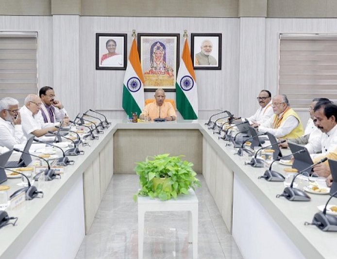 आईजीआरएस बना जनता की आवाज: योगी सरकार में शिकायत निस्तारण की रफ्तार ने पकड़ा जोर, डिजिटल सिस्टम से बढ़ी पारदर्शिता।