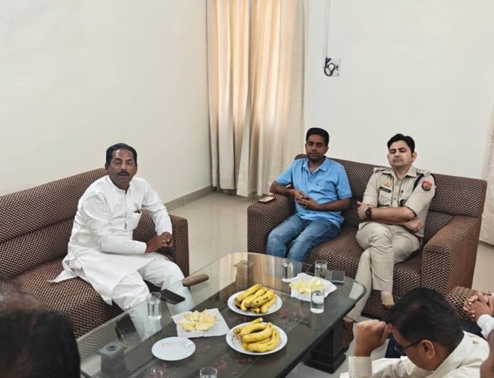 Deoband : लालवाला मामला- एससी-एसटी आयोग के सदस्य देवबंद पहुंचे, अधिकारियों से बैठक कर न्यायपूर्ण कार्रवाई के दिए निर्देश