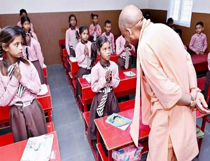 Lucknow: योगी सरकार की नई पहल, परिषदीय और केजीबीवी विद्यालयों में विकसित होगा इनोवेशन कल्चर। 