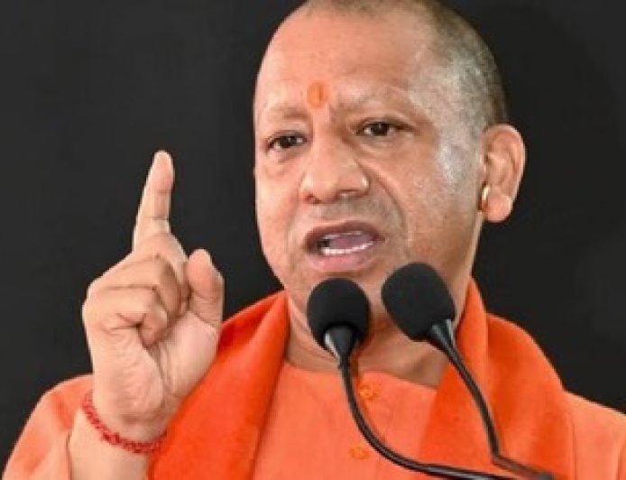 Lucknow : भीषण गर्मी पर सीएम योगी ने दिए सभी विभागों को अलर्ट रहने के निर्देश