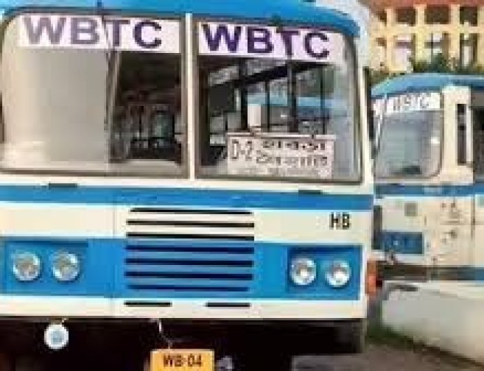 पश्चिम बंगाल में आधी आबादी के लिए ऐतिहासिक फैसला, सरकारी बसों में 1 जून से महिलाएं कर सकेंगी पूरी तरह मुफ्त सफर