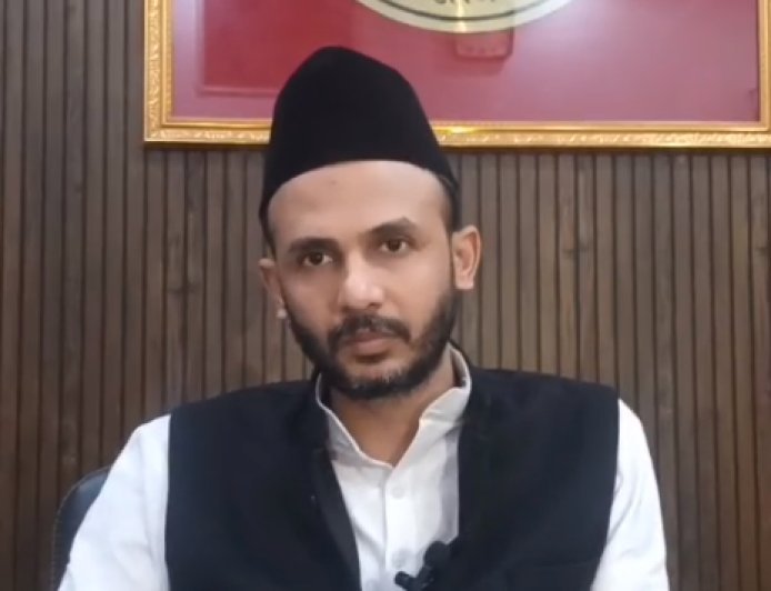 Sambhal: हमें ‘राष्ट्र’ से नहीं, ‘गीत’ के कुछ अल्फाज़ों से आपत्ति - मदरसों में वंदे मातरम अनिवार्य करने पर भड़के सांसद जियाउर्रहमान बर्क।