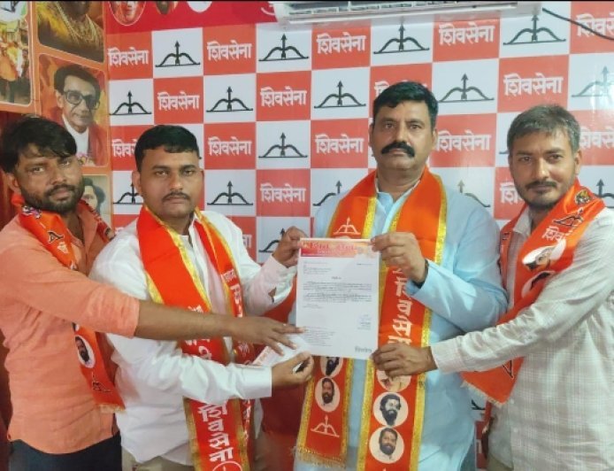 Ayodhya: 2027 विधानसभा चुनाव की तैयारी में जुटी शिवसेना, अनुराग शुक्ला बने जिला प्रभारी। 