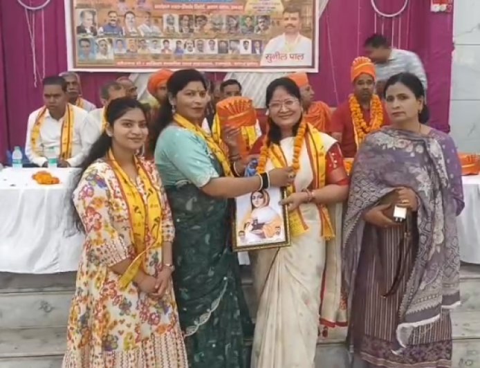 Sambhal : लोकमाता अहिल्याबाई होल्कर जयंती पर संत समागम और कवि सम्मेलन, समाज को दिया एकता और संस्कृति संरक्षण का संदेश