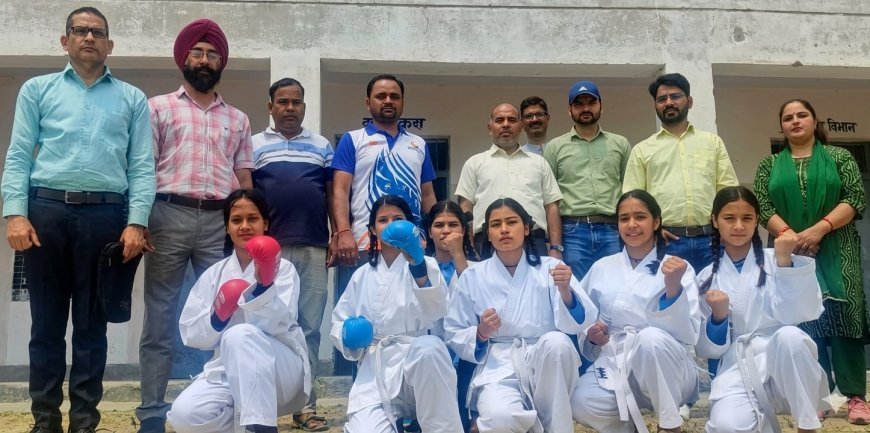 Bajpur: 23वी उत्तराखंड राज्य स्तरीय कराटे प्रतियोगिता  में राजकीय इंटर कॉलेज पूभाऊ की 6 बालिकाओं का चयन। 