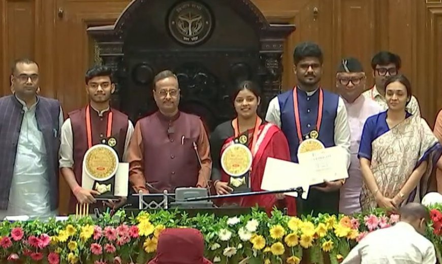 उत्तर प्रदेश विकसित भारत युवा संसद 2026 का भव्य समापन: माय भारत के साथ विधानसभा में गूंजी युवा शक्ति, 75 जनपदों ने दिया राष्ट्र निर्माण का विज़न।