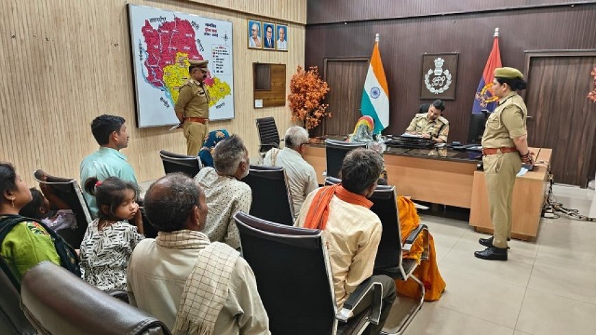 Hardoi: पुलिस अधीक्षक अशोक कुमार मीणा ने की जनसुनवाई, शिकायतों के त्वरित निस्तारण के दिए निर्देश। 