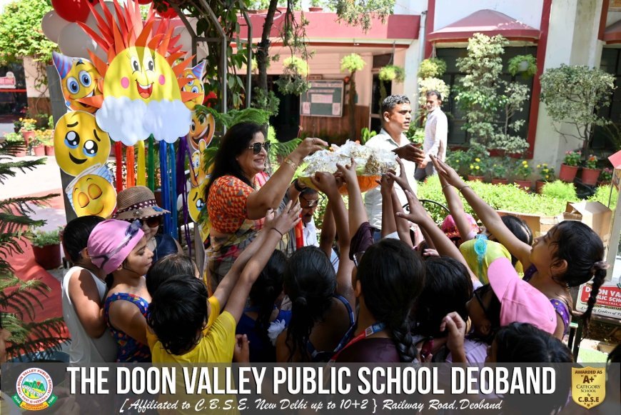 Deoband : दून वैली पब्लिक स्कूल में नन्हे बच्चों ने पूल पार्टी और रेन डांस का जमकर आनंद लिया