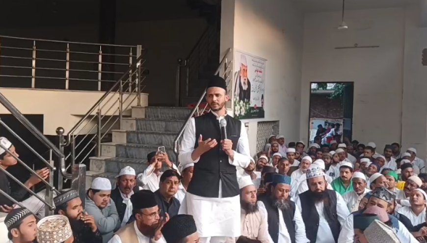 Sambhal : बर्क साहब सिर्फ नेता नहीं, परिवार के मुखिया थे - दूसरी बरसी पर भावुक हुए ज़ियाउर्रहमान बर्क